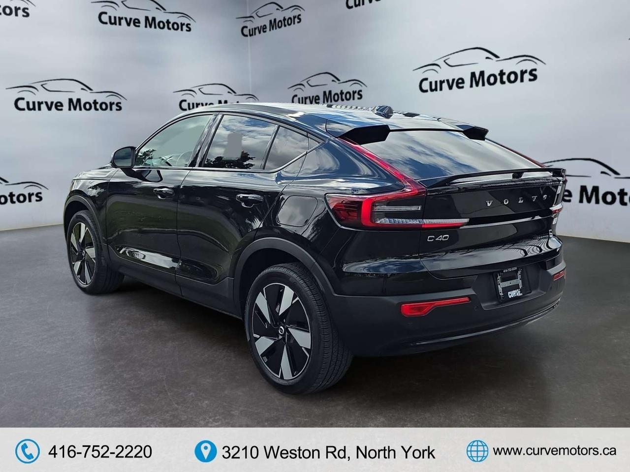 2024 Volvo C40 Twin eAWD Plus * DRIVER ASSIST / CARPLAY / ROOF / CAMERA / LOW KM Photo