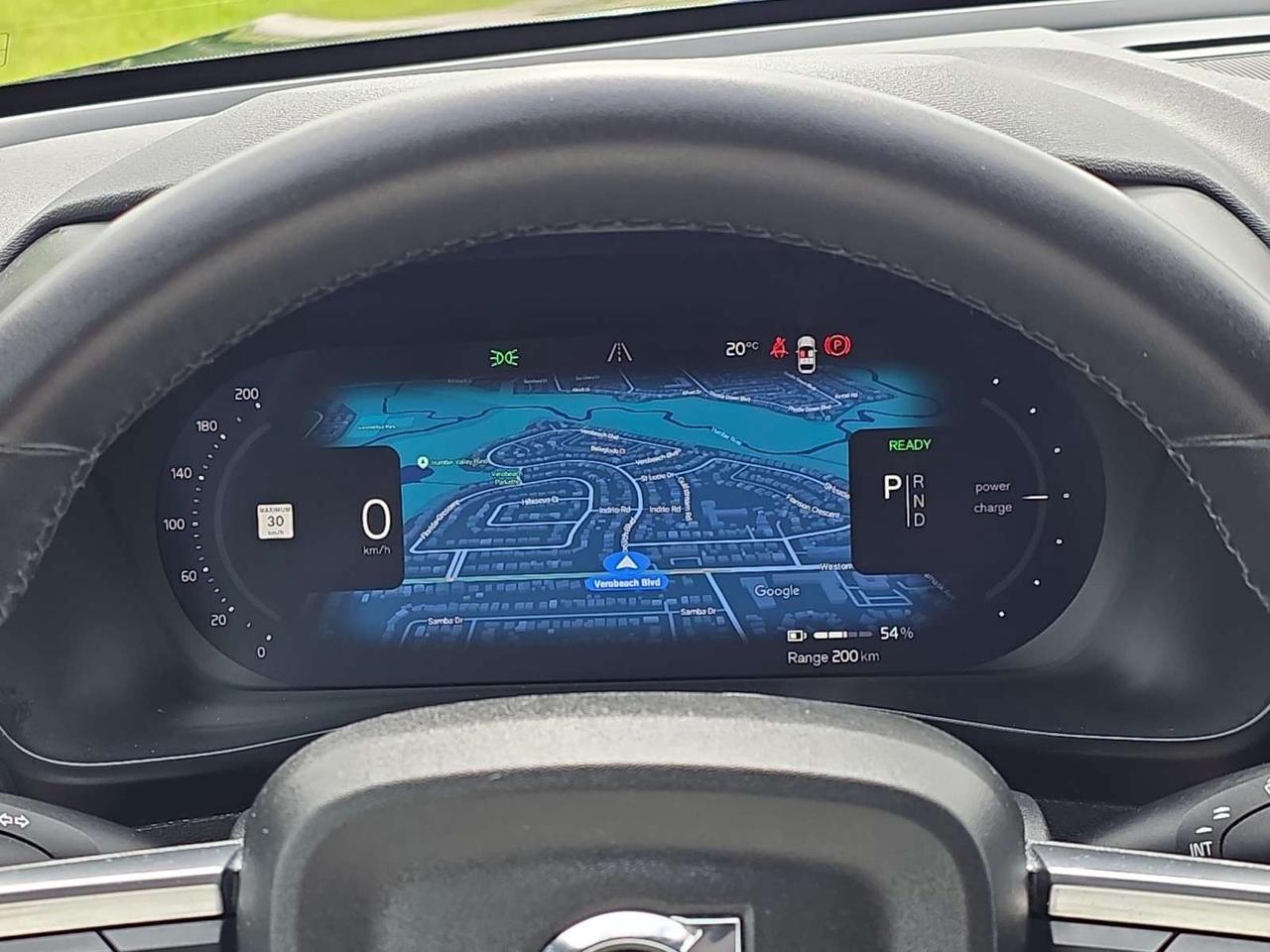 2024 Volvo C40 Twin eAWD Plus * DRIVER ASSIST / CARPLAY / ROOF / CAMERA / LOW KM Photo