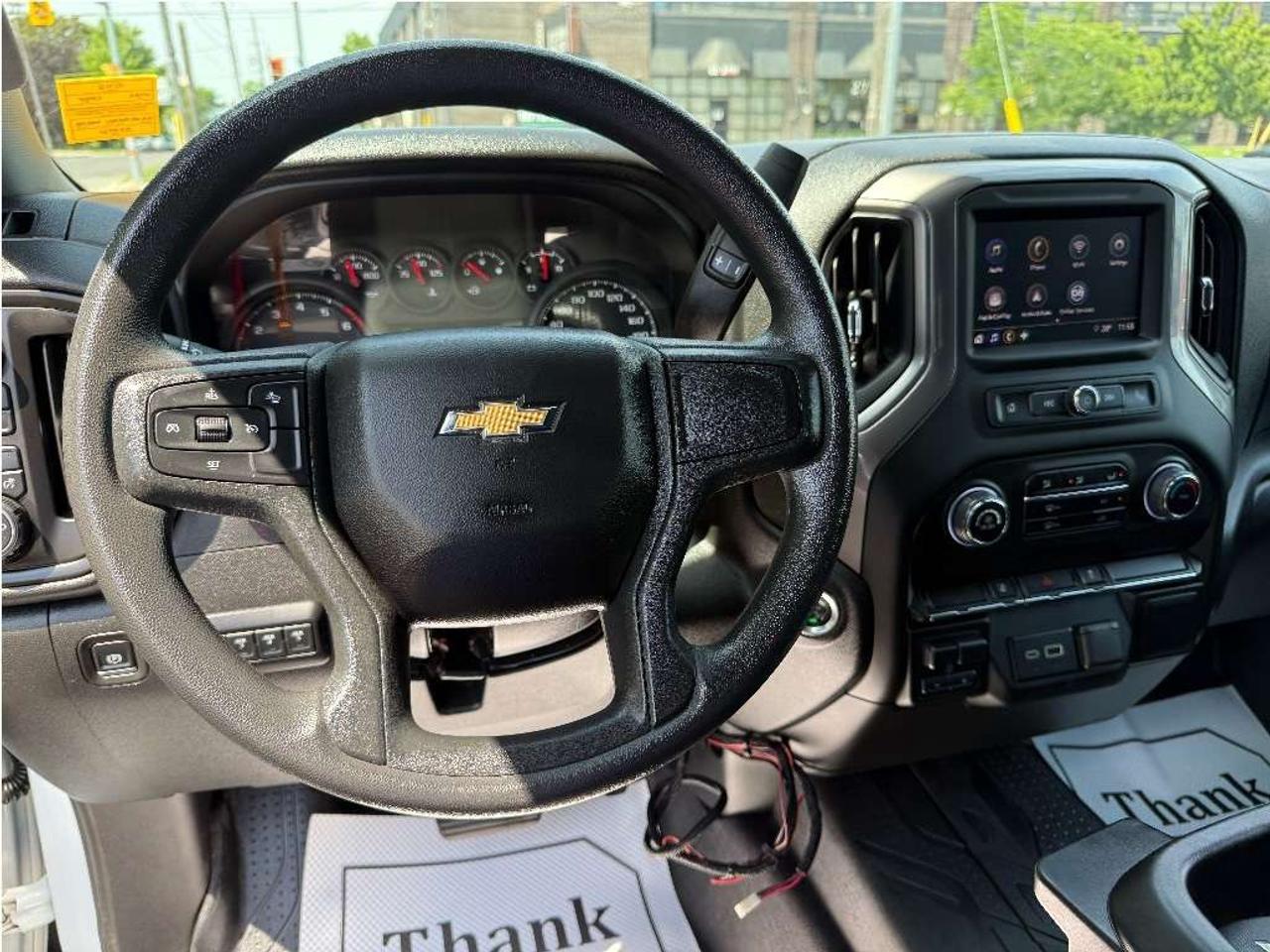 2025 Chevrolet Silverado 3500 Dump Truck w/Hydraulic Liftl Warranty Only12KM! Photo