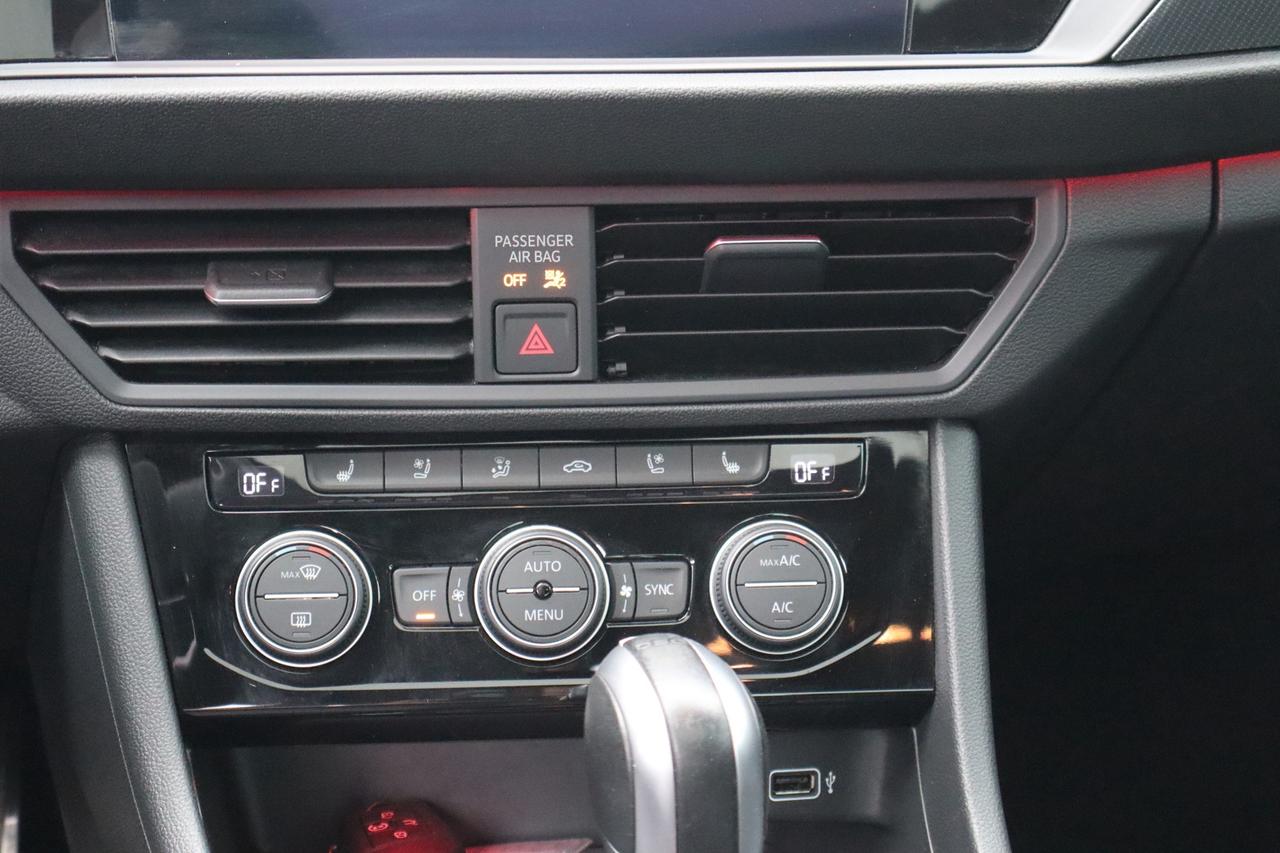 2019 Volkswagen Jetta GLI 35th Anniversary Edition Photo