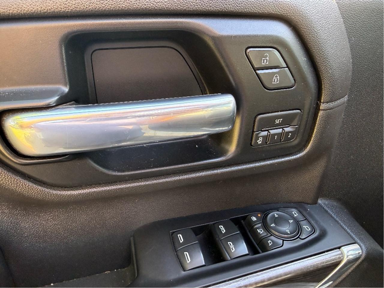 2020 Chevrolet Silverado 2500 LTZ  ExcellentServiceHistory LowKMs Certified Photo