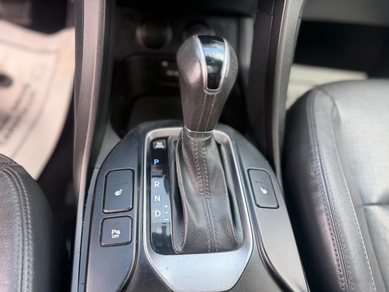 2013 Hyundai Santa Fe GLS Photo
