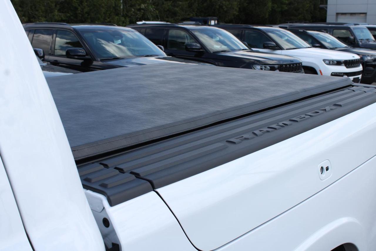 2026 RAM 1500 Tungsten Crew Cab 4x4  Gps SiriusXM SideSteps BedC Photo