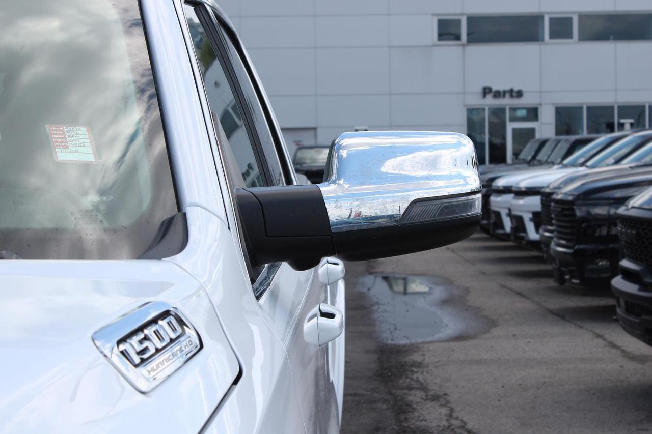 2026 RAM 1500 Tungsten Crew Cab 4x4  Gps SiriusXM SideSteps BedC Photo
