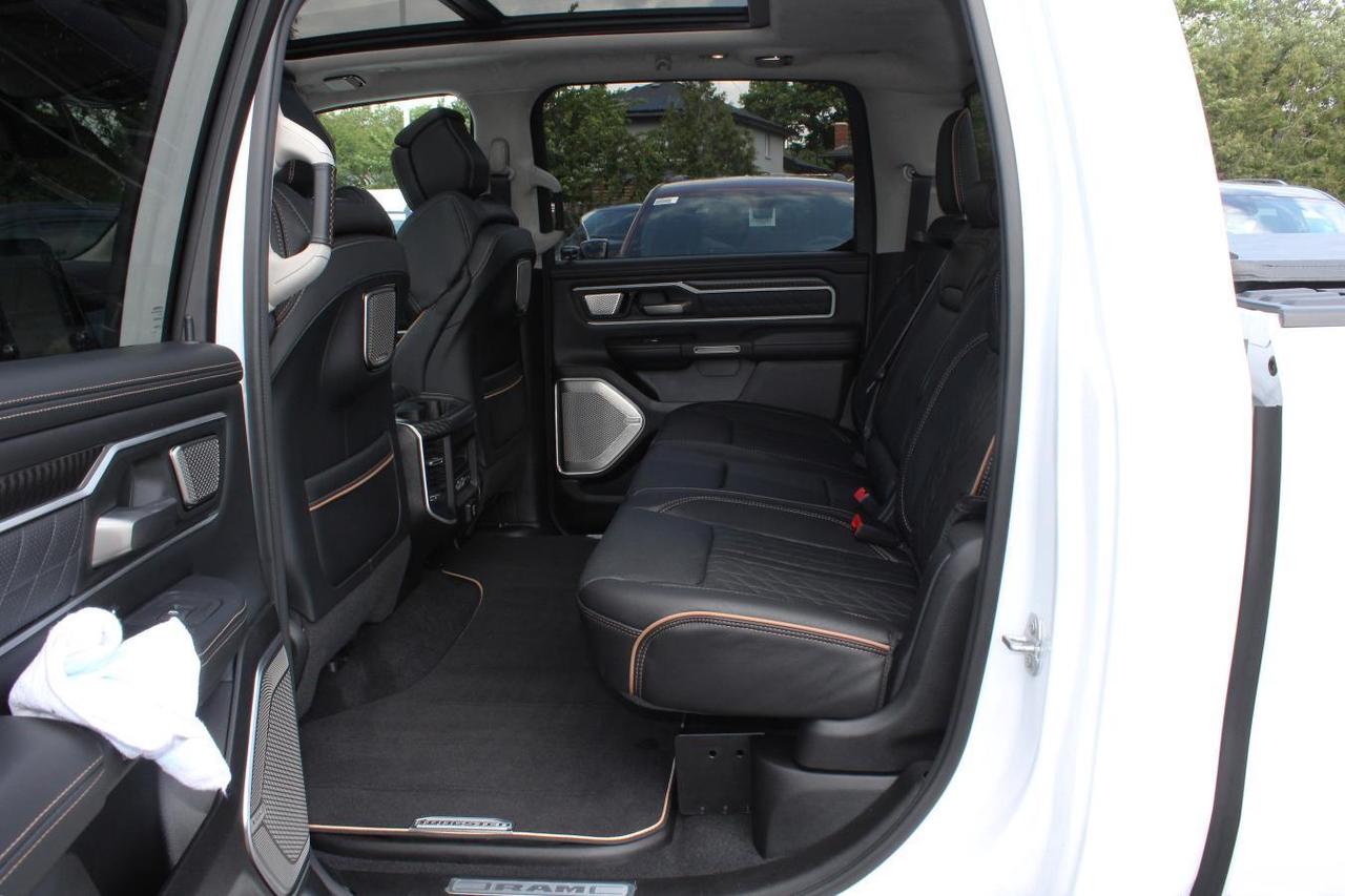 2026 RAM 1500 Tungsten Crew Cab 4x4  Gps SiriusXM SideSteps BedC Photo