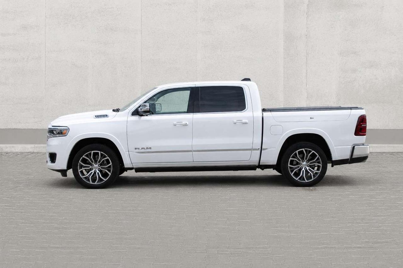 2026 RAM 1500 Tungsten Crew Cab 4x4  Gps SiriusXM SideSteps BedC Photo