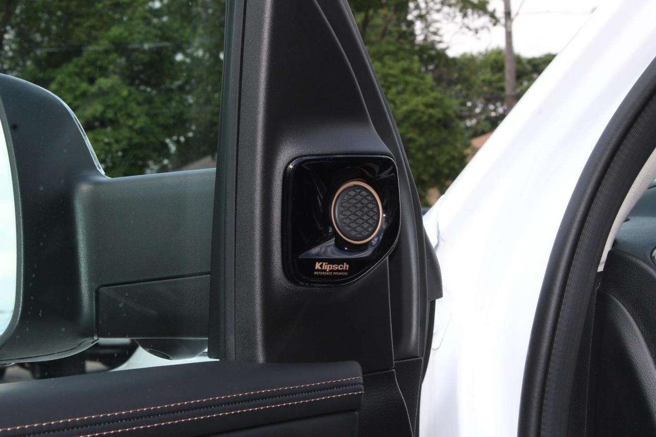 2026 RAM 1500 Tungsten Crew Cab 4x4  Gps SiriusXM SideSteps BedC Photo