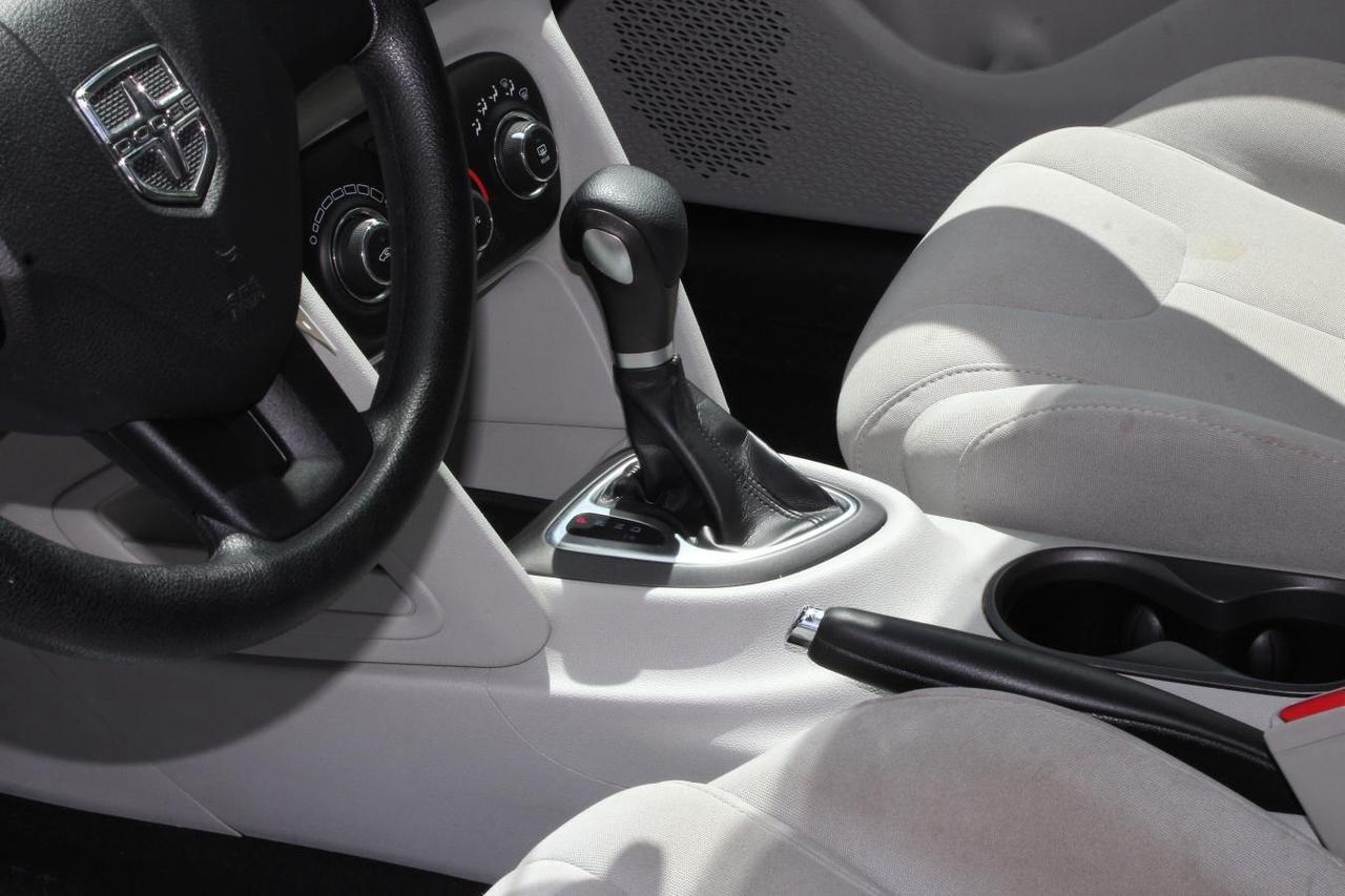 2013 Dodge Dart SXT Photo
