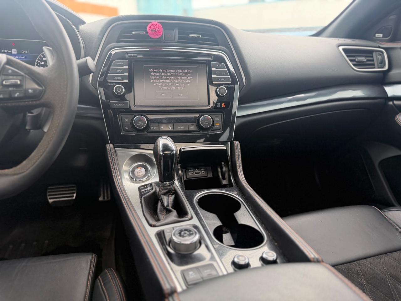 2022 Nissan Maxima SR Photo