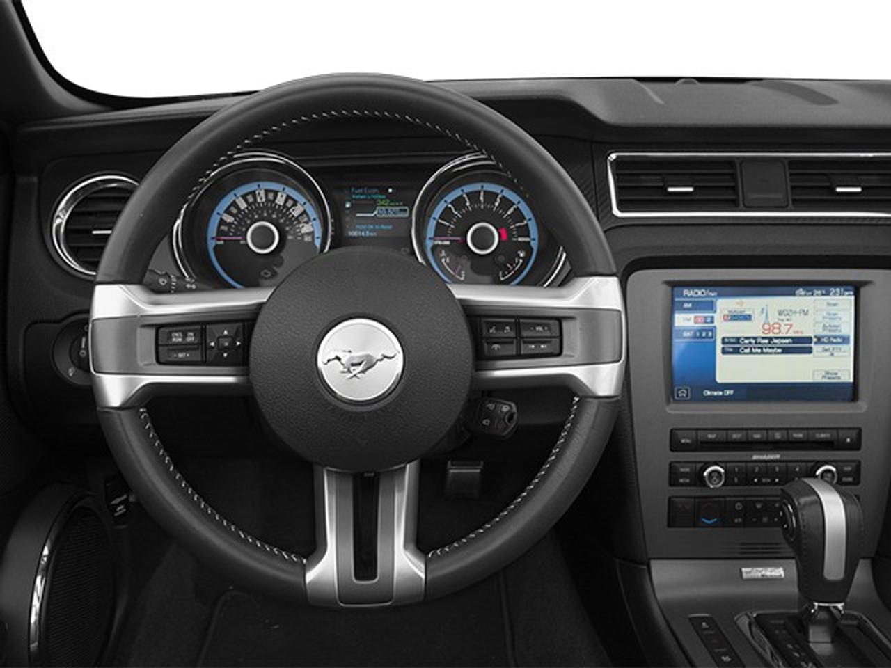 2014 Ford Mustang 2dr Conv GT Photo