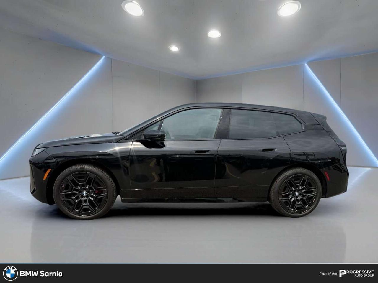 2026 BMW iX Xdrive60   PREMIUM PACKAGE   M SPORT   M SPORT PRO   ADVANCED DRIVER ASSIST   TOW TRAILER HITCH Photo1