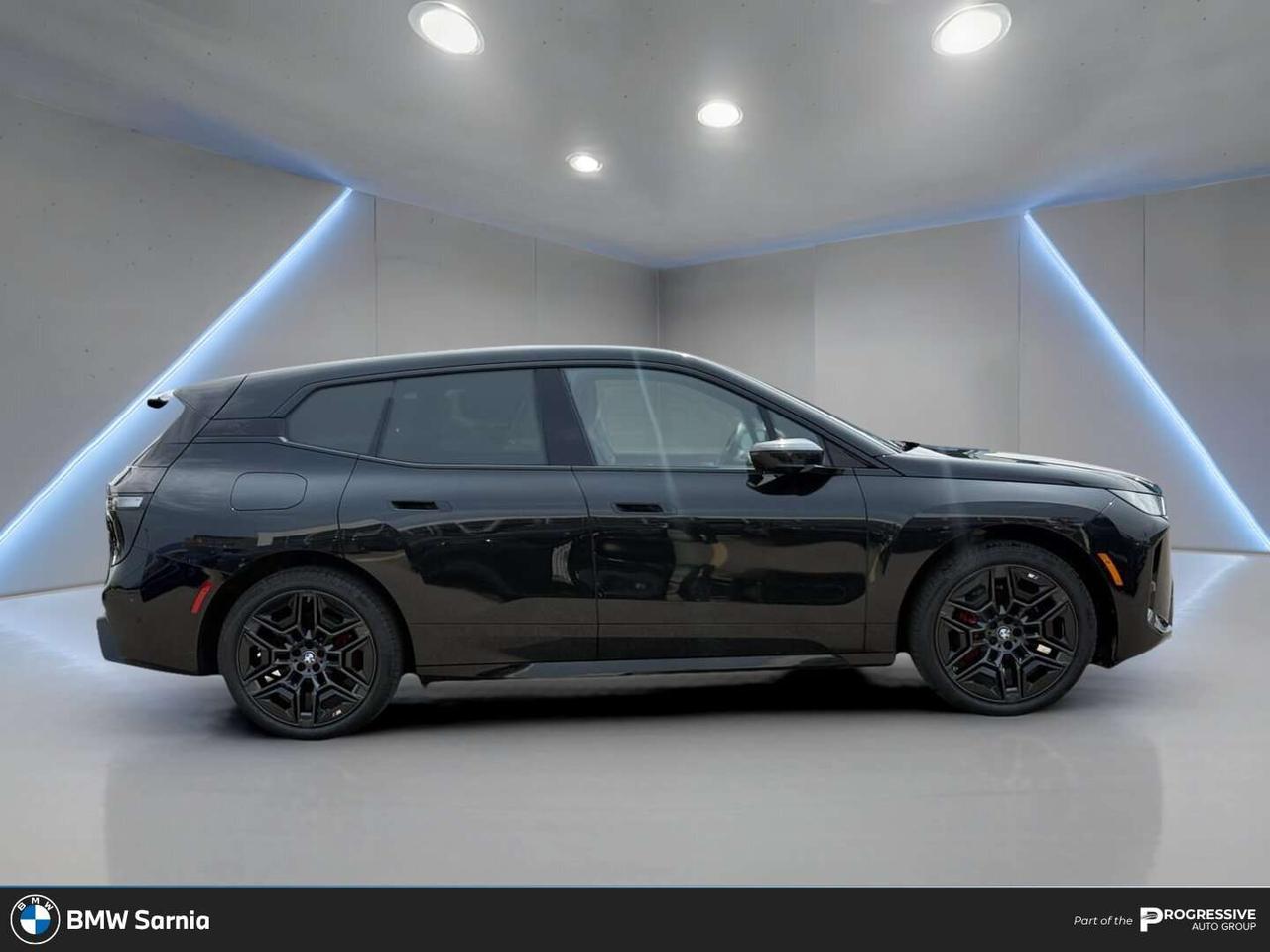 2026 BMW iX Xdrive60   PREMIUM PACKAGE   M SPORT   M SPORT PRO   ADVANCED DRIVER ASSIST   TOW TRAILER HITCH Photo3