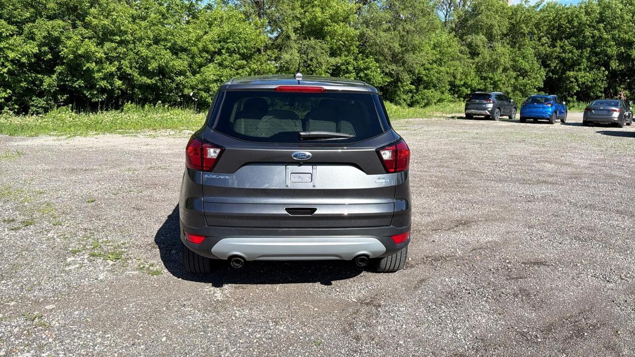 2019 Ford Escape SE 4dr 4x4 Photo