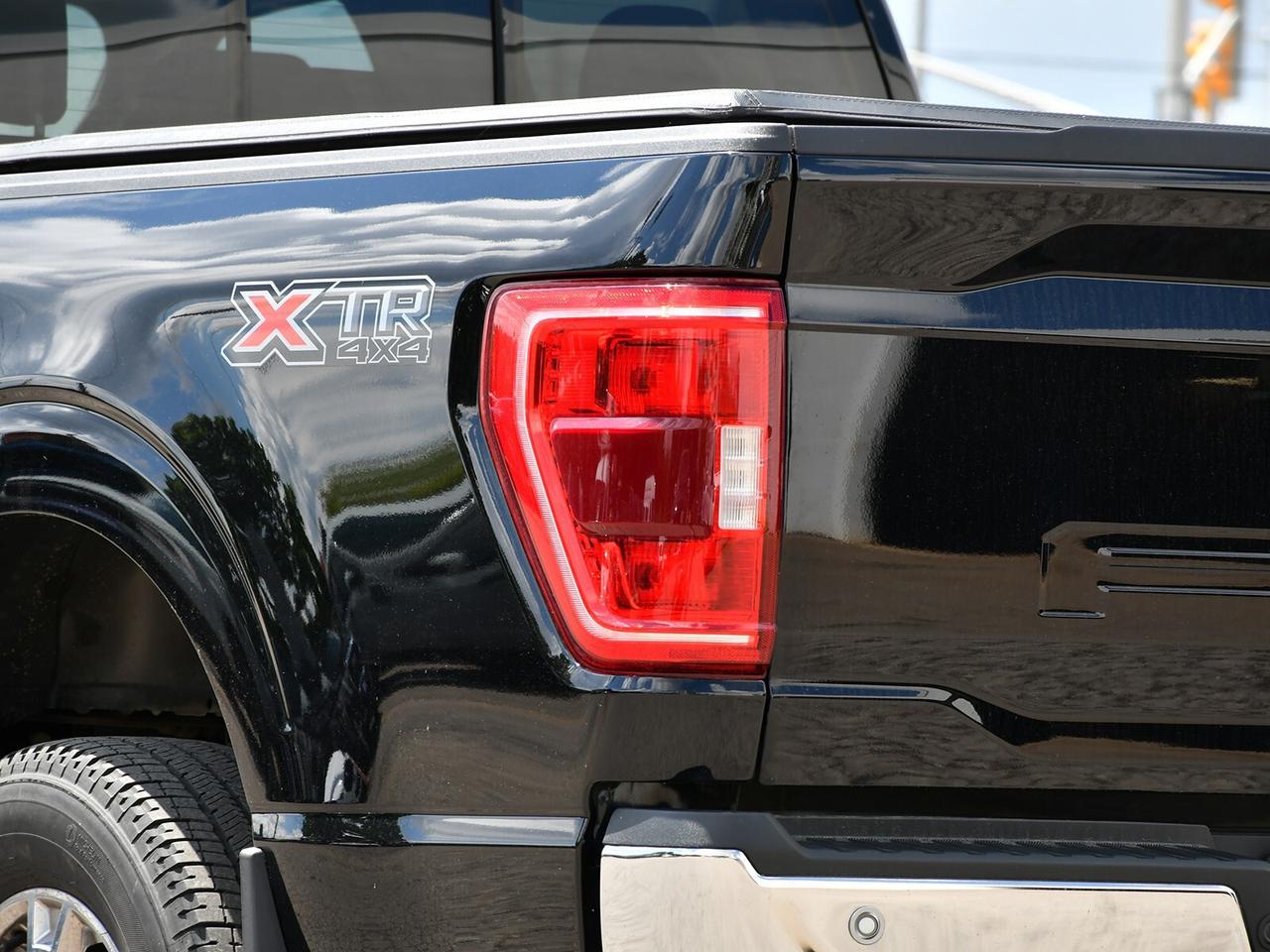 2022 Ford F-150 XLT Photo