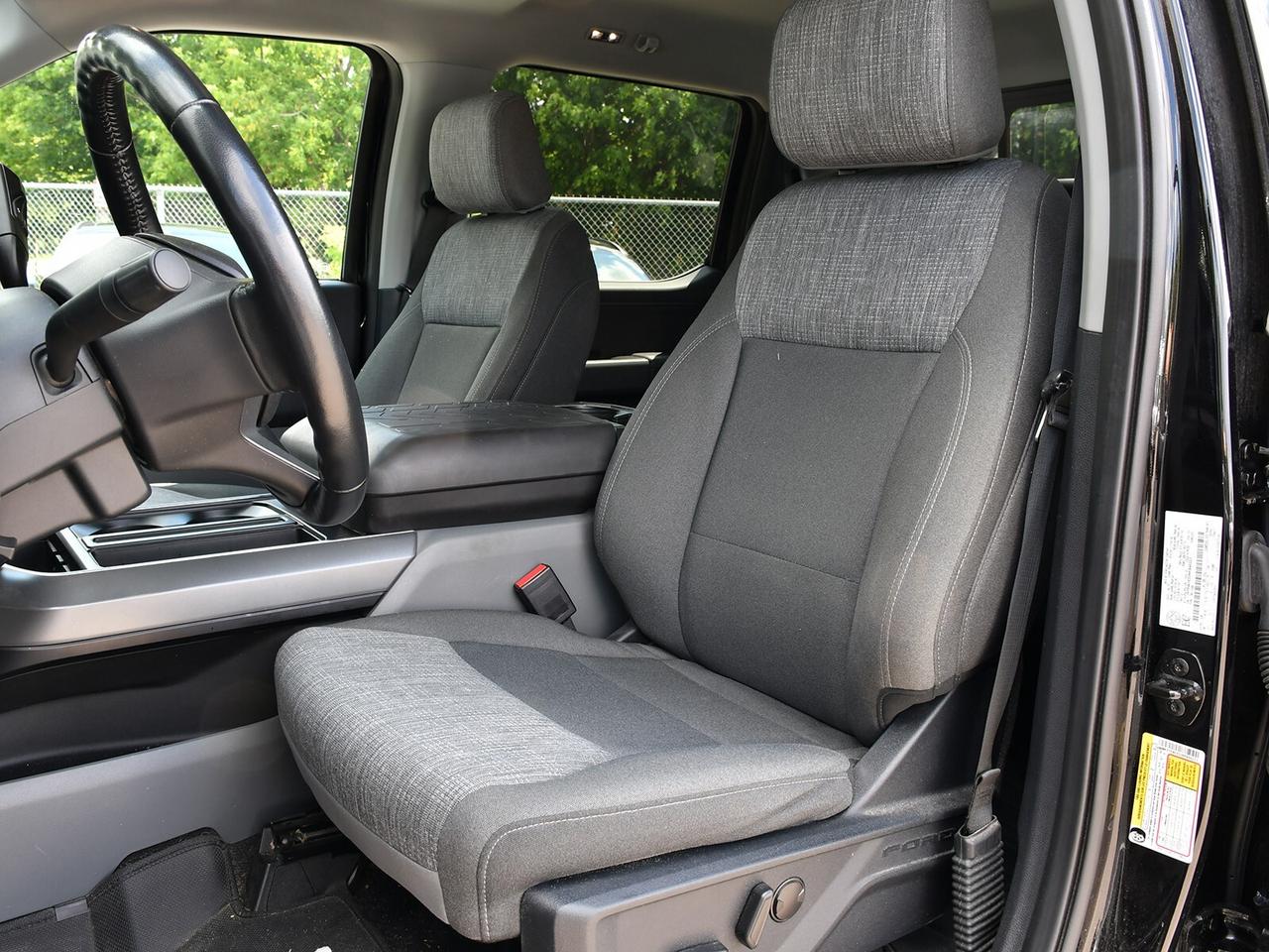 2022 Ford F-150 XLT Photo