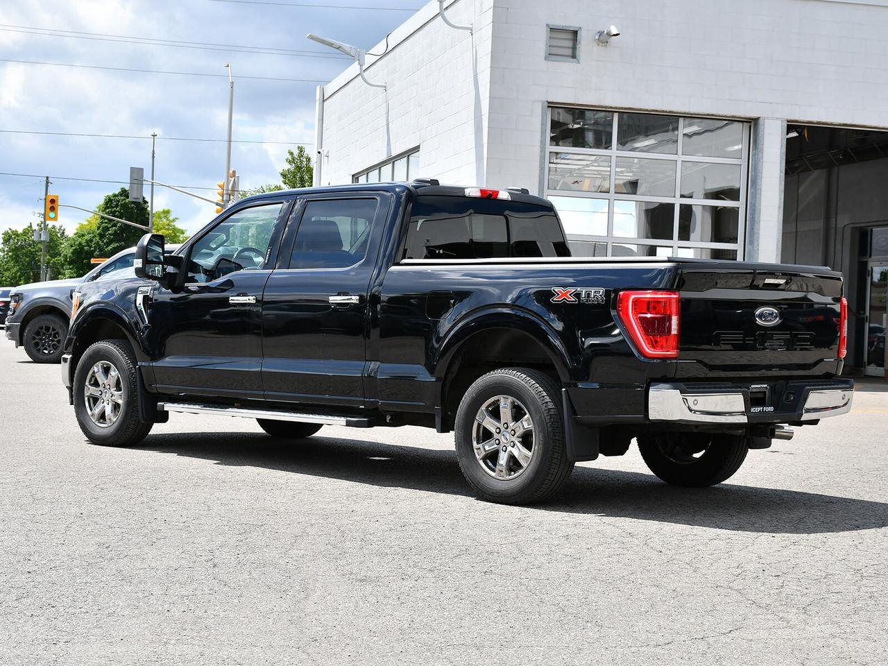 2022 Ford F-150 XLT Photo