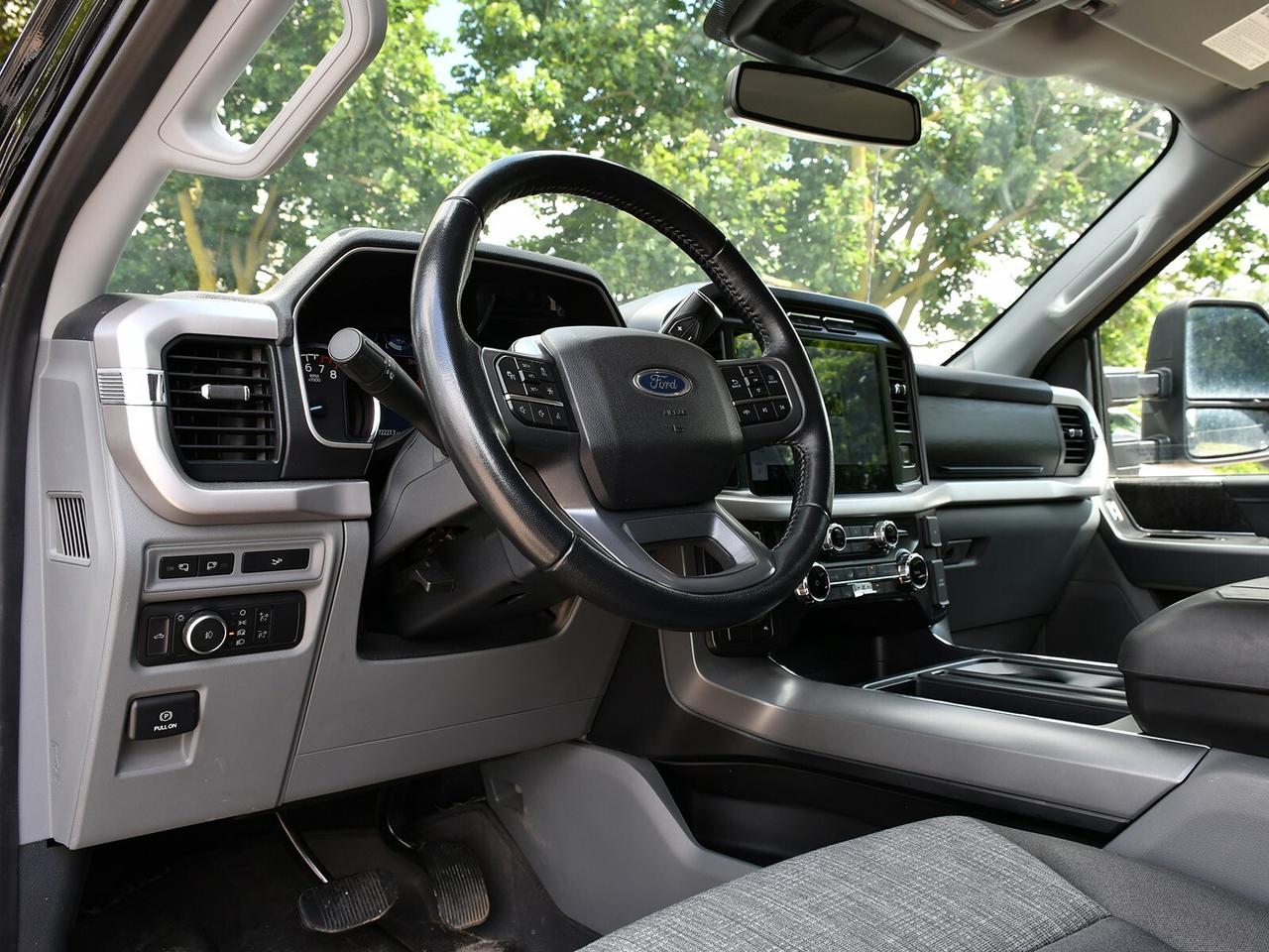2022 Ford F-150 XLT Photo