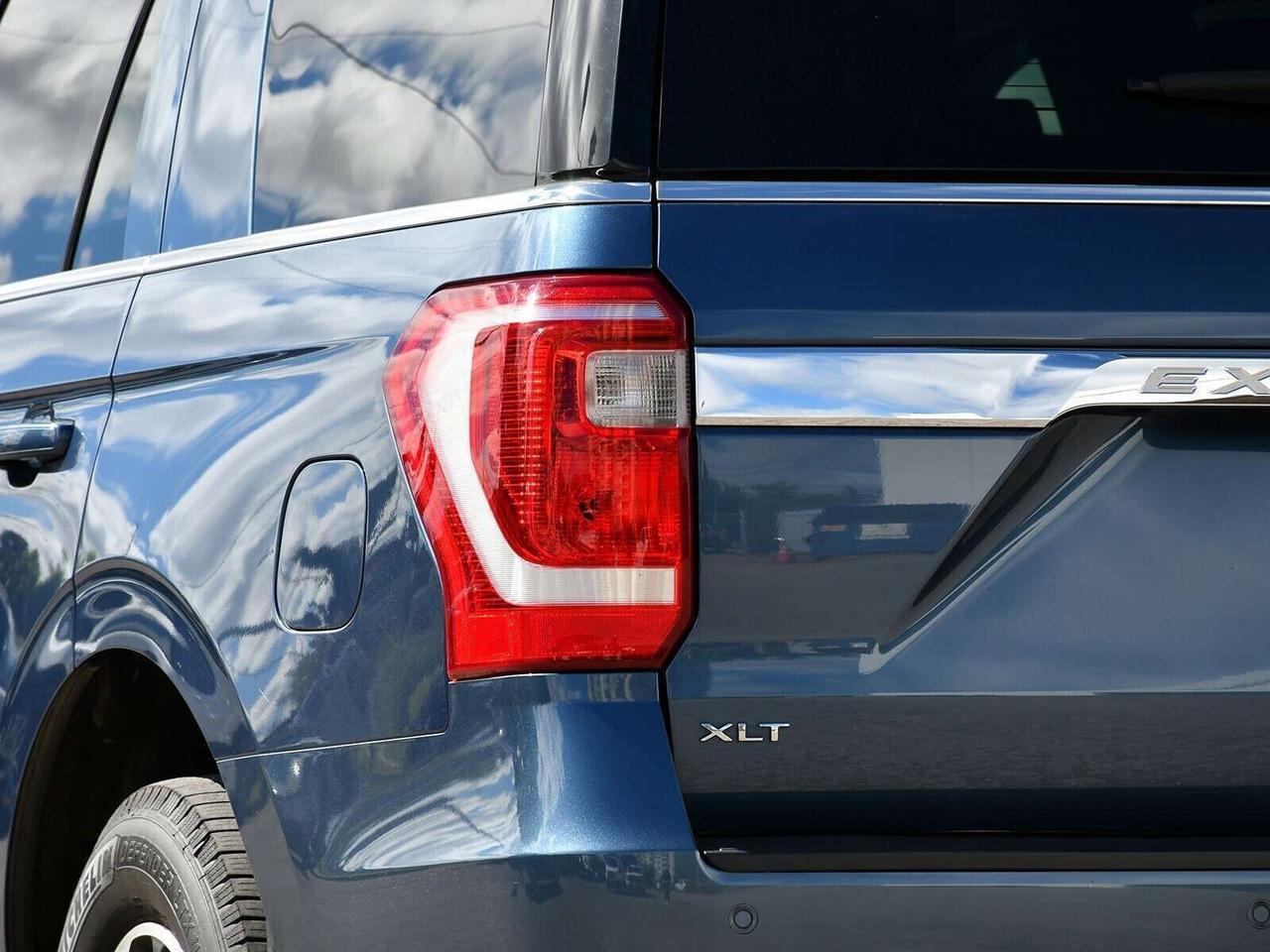 2019 Ford Expedition XLT 4X4   7 PASSENGER   CLEAN CARFAX Photo