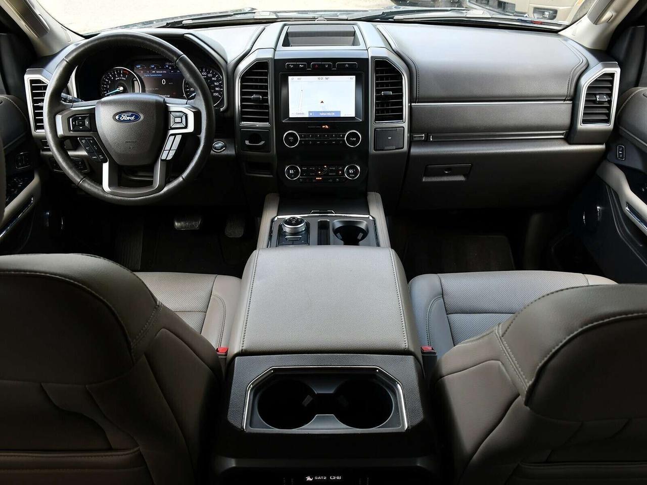2019 Ford Expedition XLT 4X4   7 PASSENGER   CLEAN CARFAX Photo