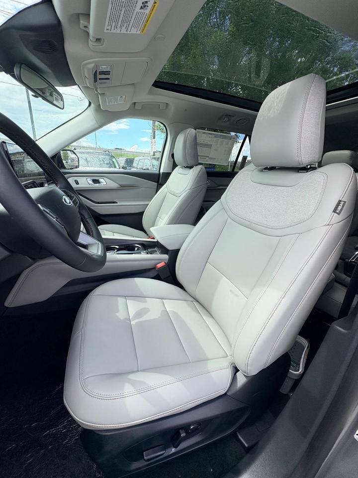 2026 Ford Explorer  Photo