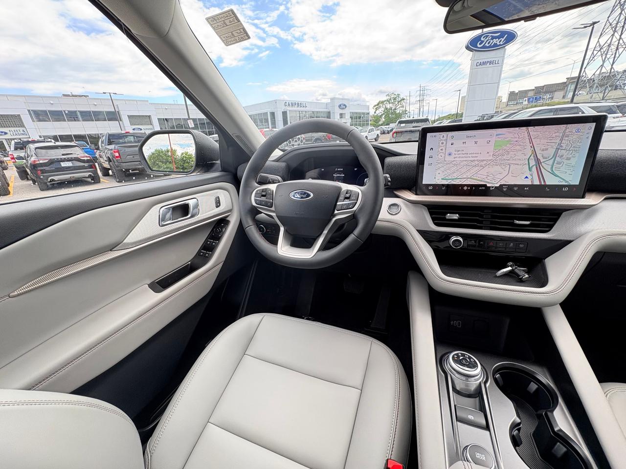 2026 Ford Explorer  Photo