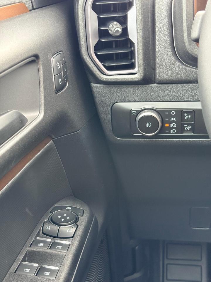 2026 Ford Bronco Sport Outer Banks 4dr 4x4 Photo