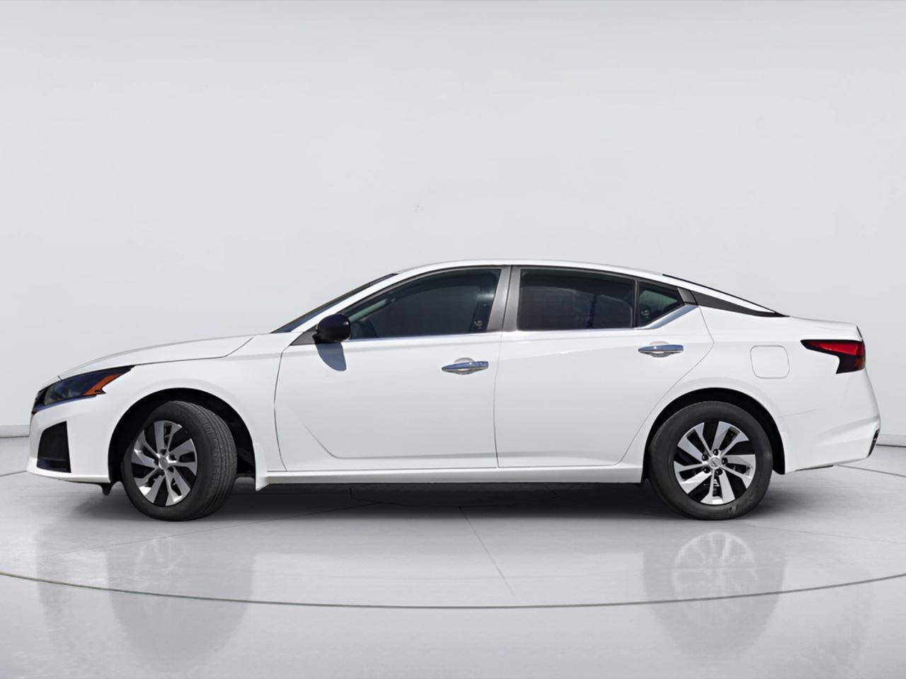 2025 Nissan Altima 2.5 S Awd Photo