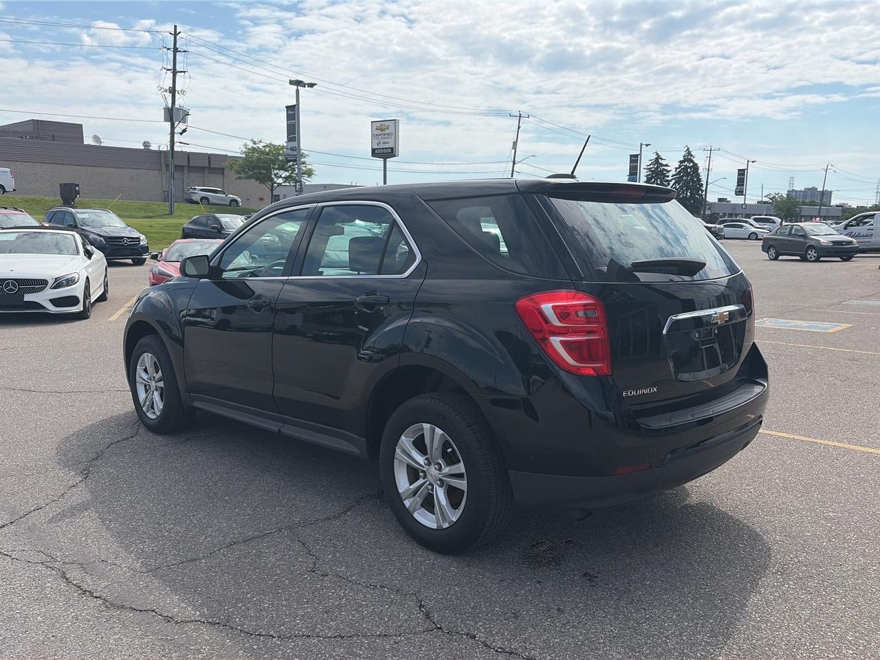 2017 Chevrolet Equinox LS 62,247 km's Photo4