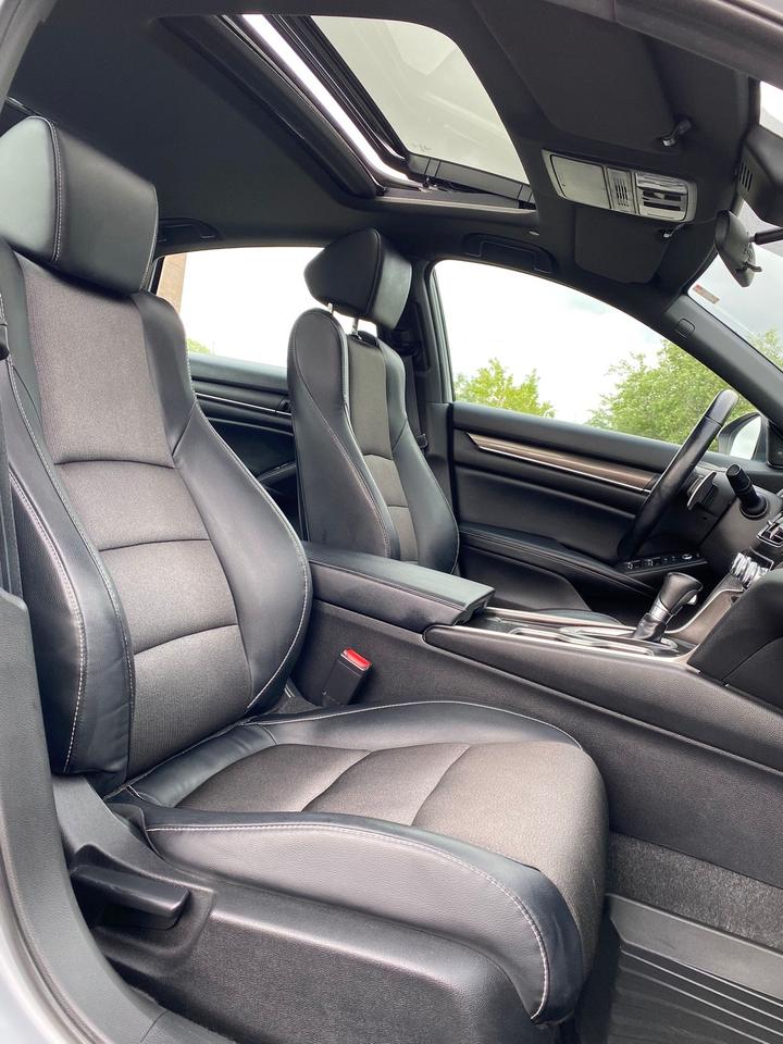 2018 Honda Accord Sport | SUNROOF | LEATHER Photo