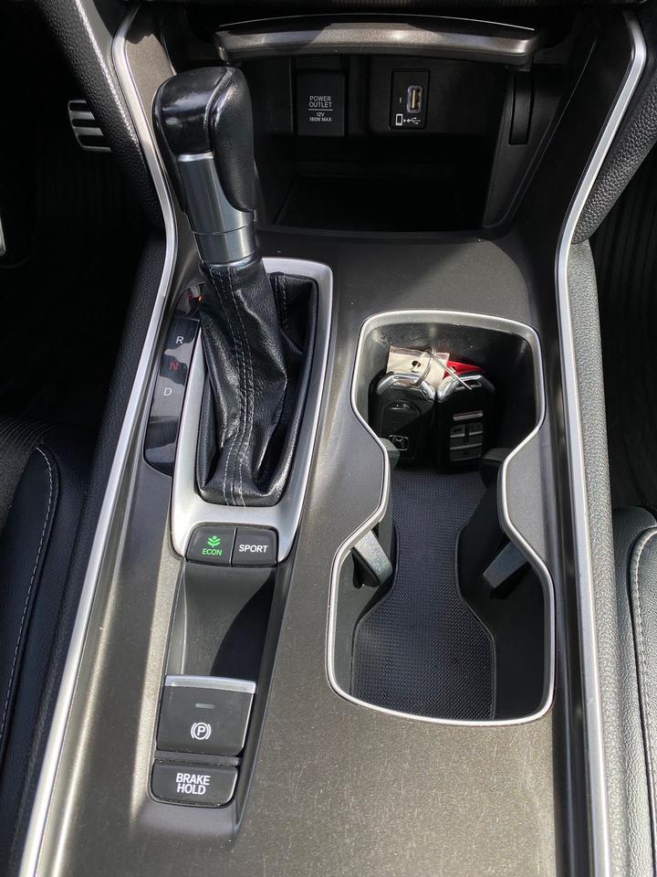 2018 Honda Accord Sport | SUNROOF | LEATHER Photo