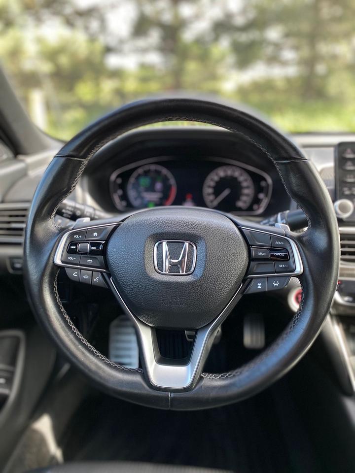 2018 Honda Accord Sport | SUNROOF | LEATHER Photo