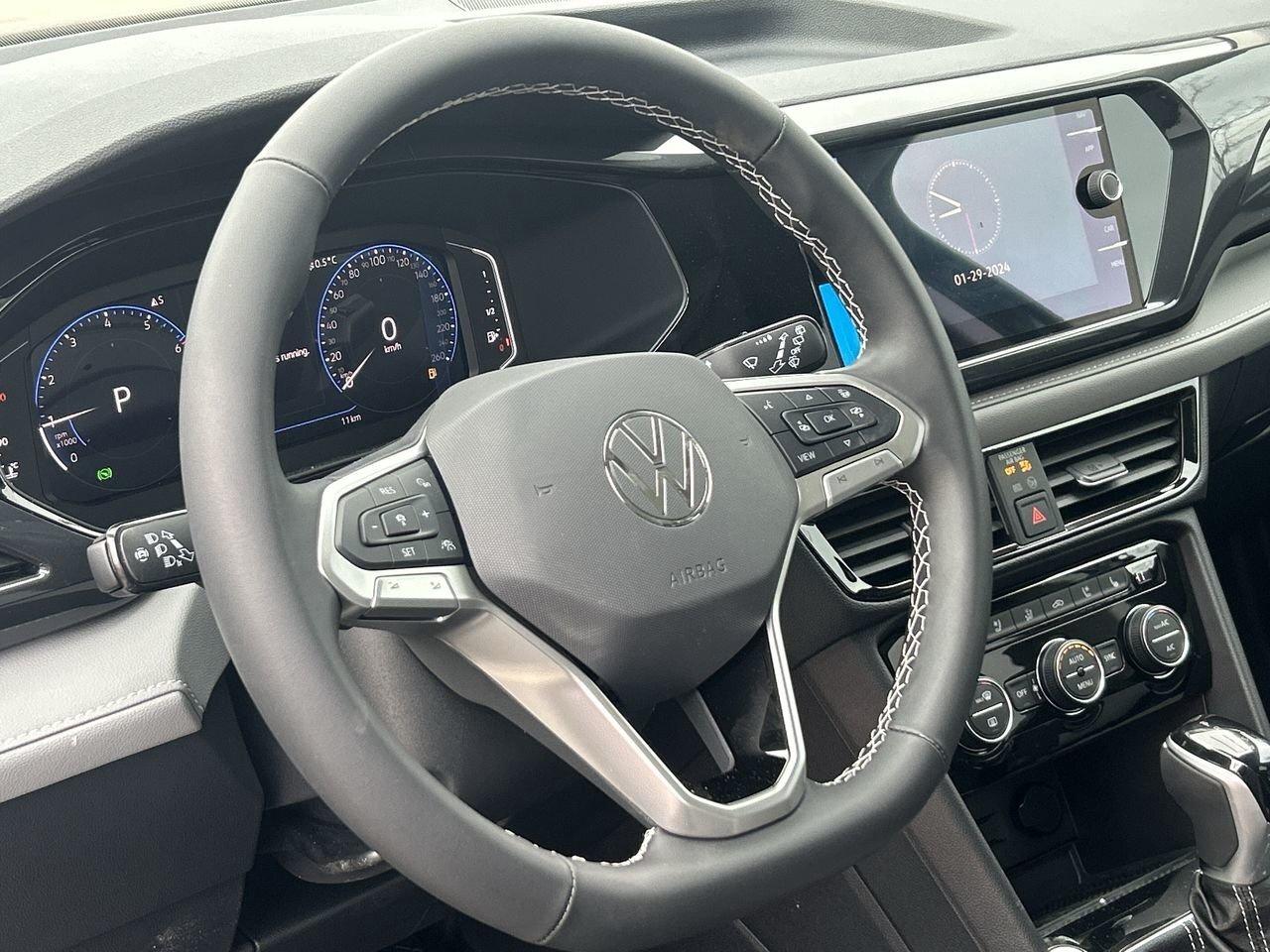 2024 Volkswagen Taos Highline 1.5T 7sp at DSG w/ Tip 4M Remote Starter Photo