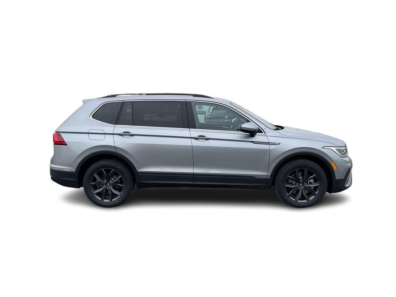 2023 Volkswagen Tiguan Comfortline 2.0T 8sp at w/Tip 4M Remote Starter  A Photo
