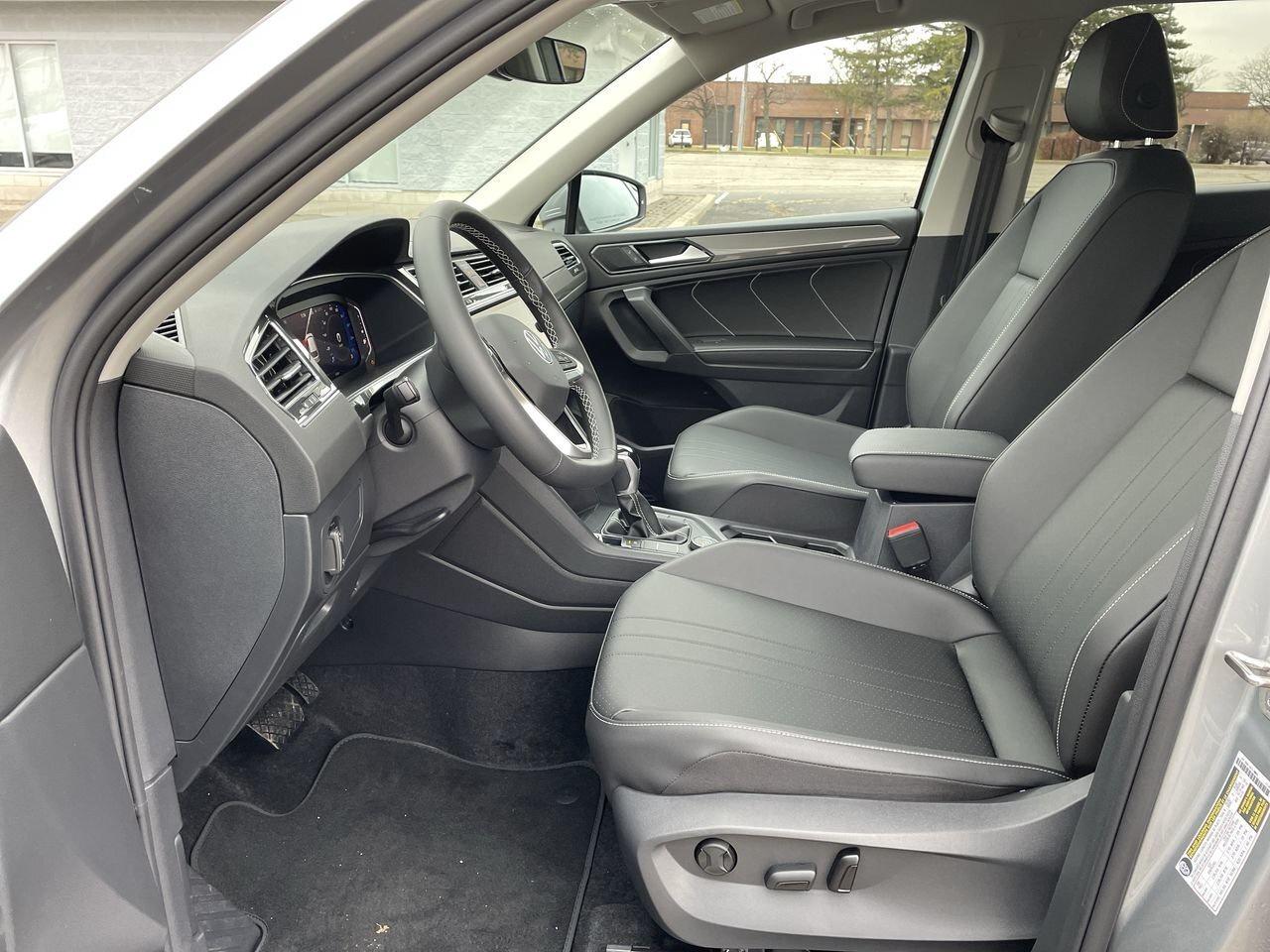 2023 Volkswagen Tiguan Comfortline 2.0T 8sp at w/Tip 4M Remote Starter  A Photo