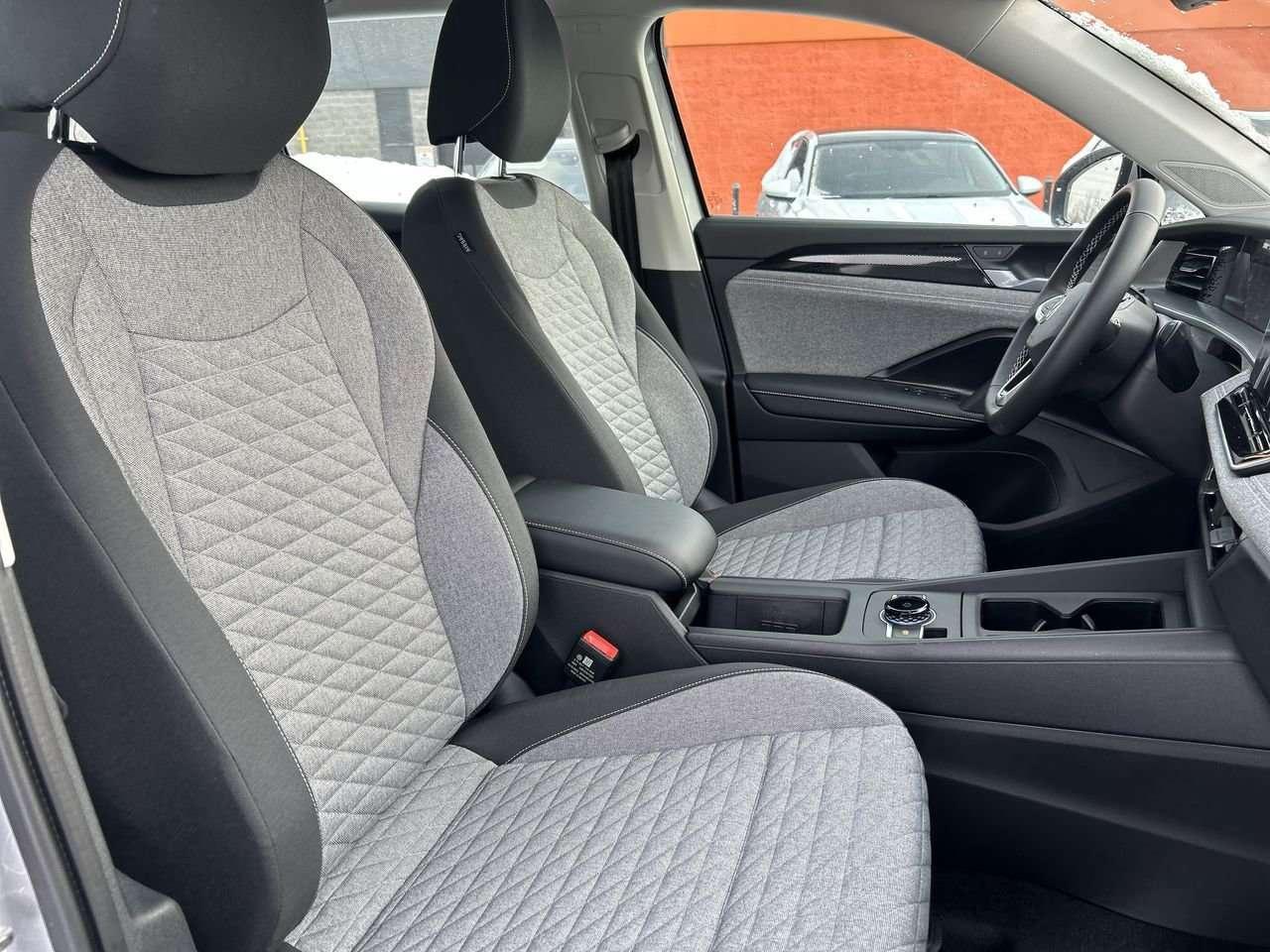 2026 Volkswagen Tiguan Trendline 4MOTION 17 Dublin alloy wheels  Volkswagen Digital Cockpit  Heated front seats   App-Connect Smartphones Photo