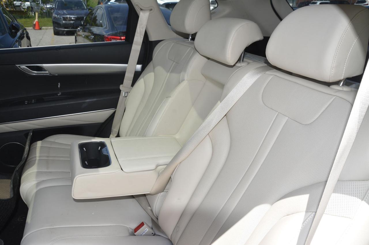 2023 Genesis GV80 2.5T Advanced Photo