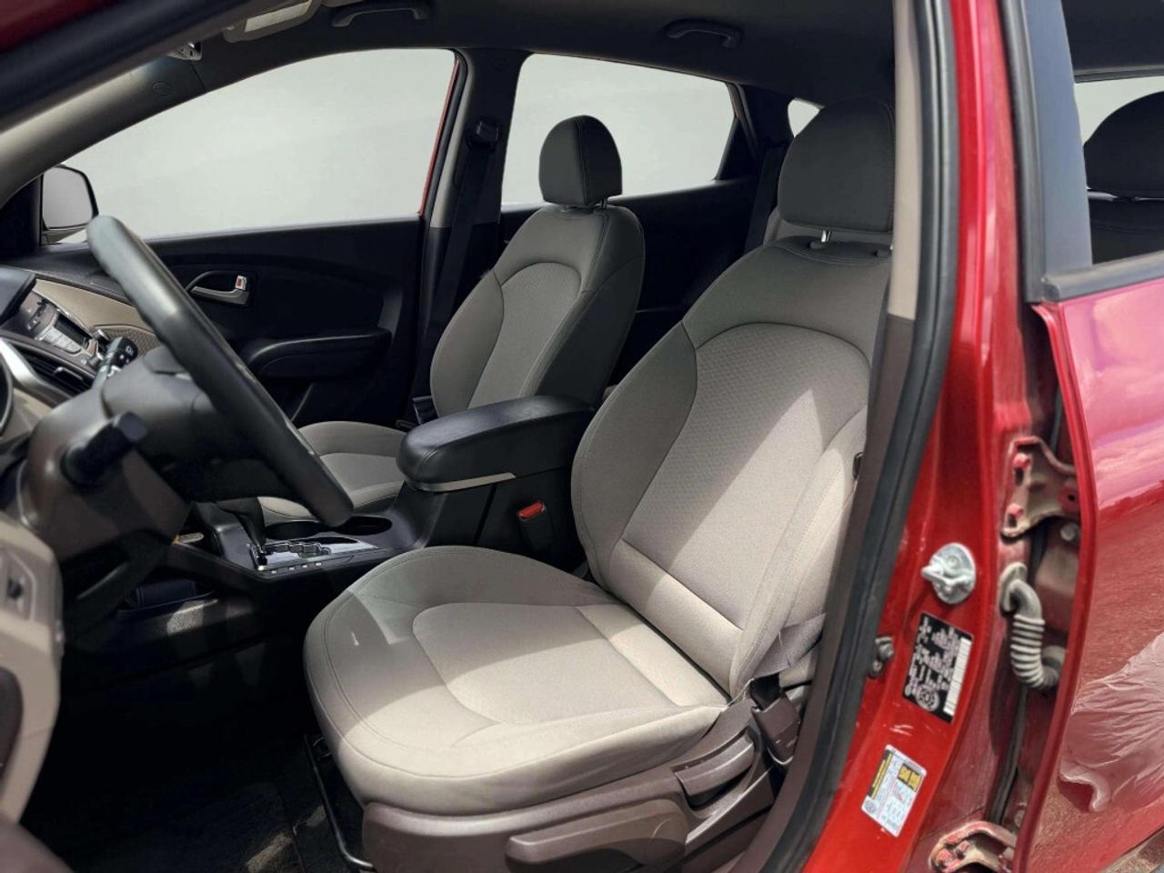 2013 Hyundai Tucson All-wheel Drive  GL *Ltd Avail* Photo