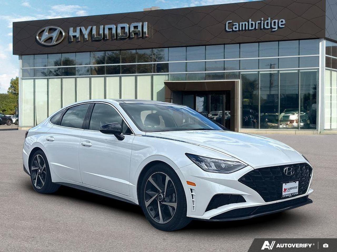 2023 Hyundai Sonata Sport   NO ACCIDENTS LEATHER P.ROOF 6.6L/100KM Photo