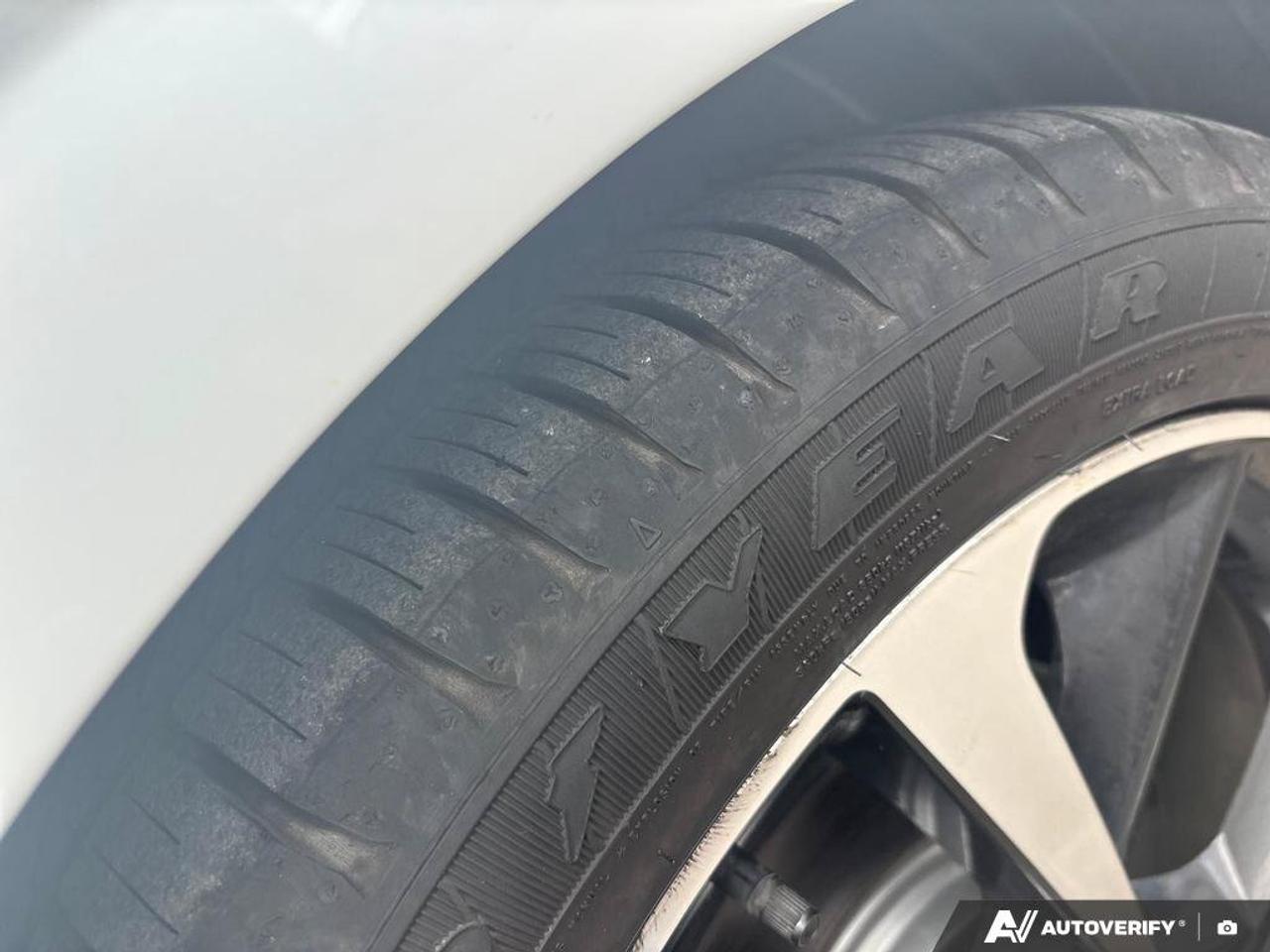 2023 Hyundai Sonata Sport   NO ACCIDENTS LEATHER P.ROOF 6.6L/100KM Photo