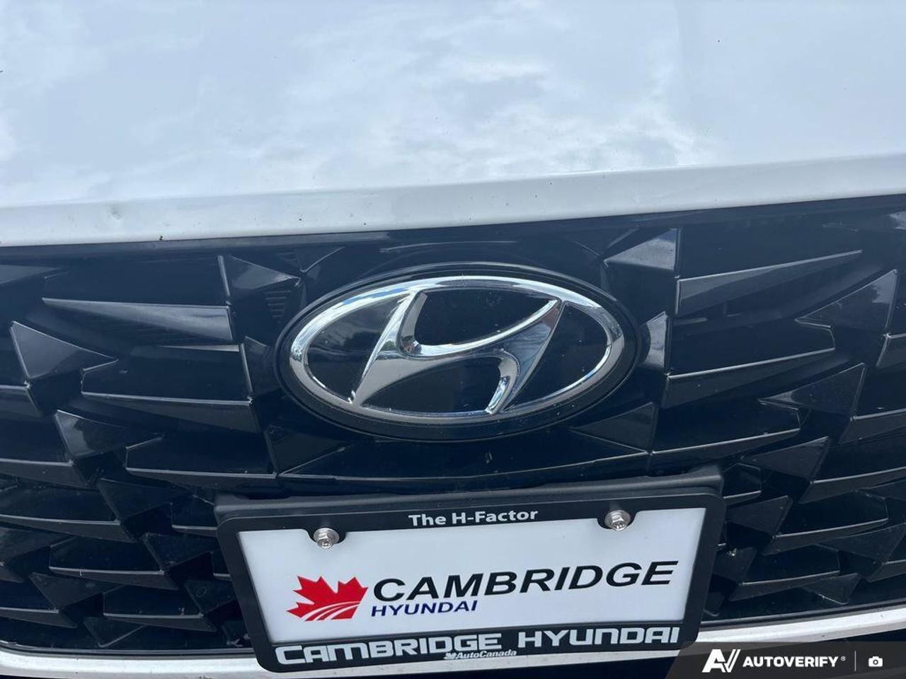 2023 Hyundai Sonata Sport   NO ACCIDENTS LEATHER P.ROOF 6.6L/100KM Photo