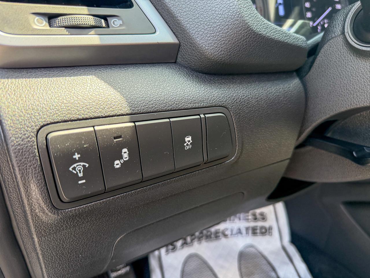 2017 Hyundai Tucson Premium/AWD/LOW KM/BSM/CAMERA/2.0L/HEATED SEATS Photo