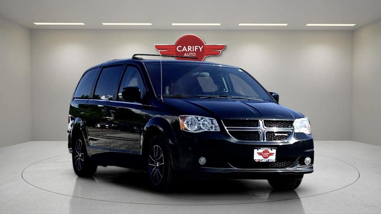 2017 Dodge Grand Caravan SXT Premium Plus Photo