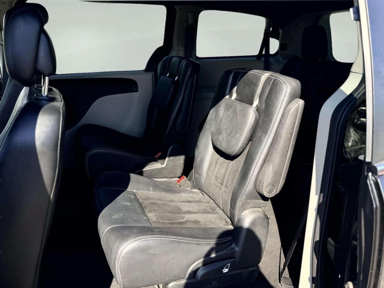 2017 Dodge Grand Caravan SXT Premium Plus Photo
