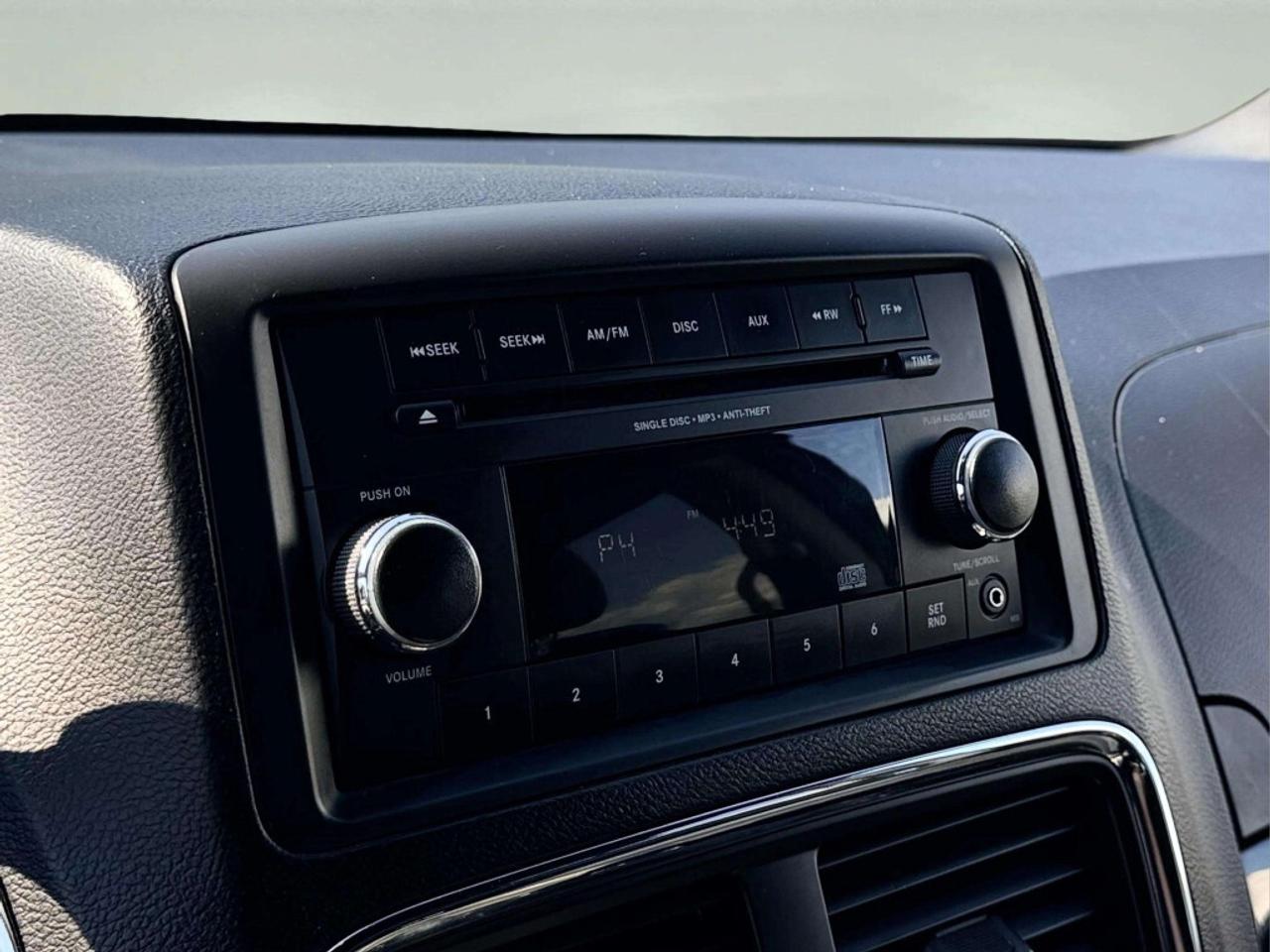2017 Dodge Grand Caravan SXT Premium Plus Photo