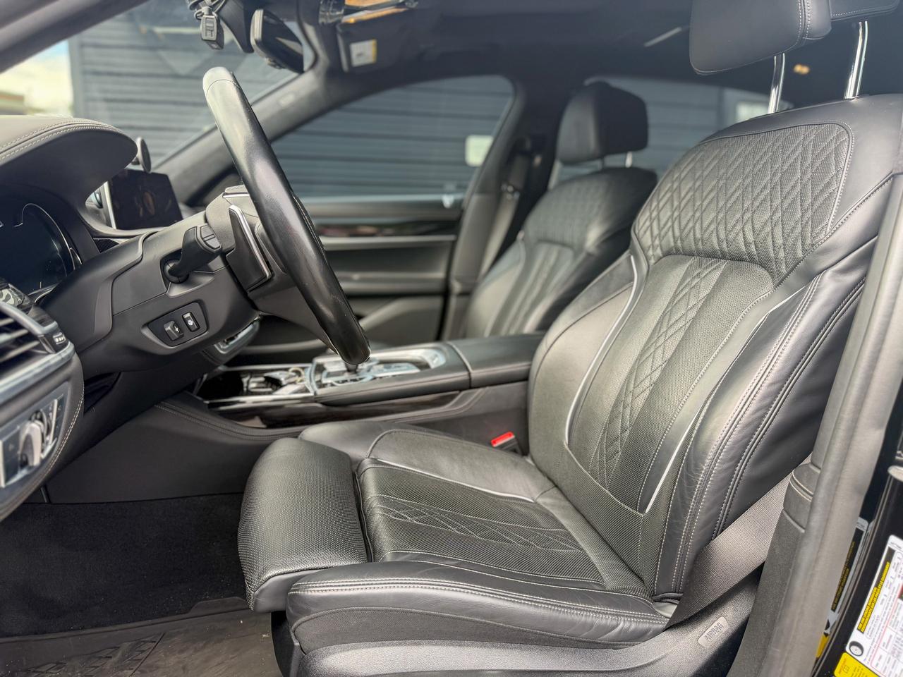 2019 BMW 7 Series xDrive Photo