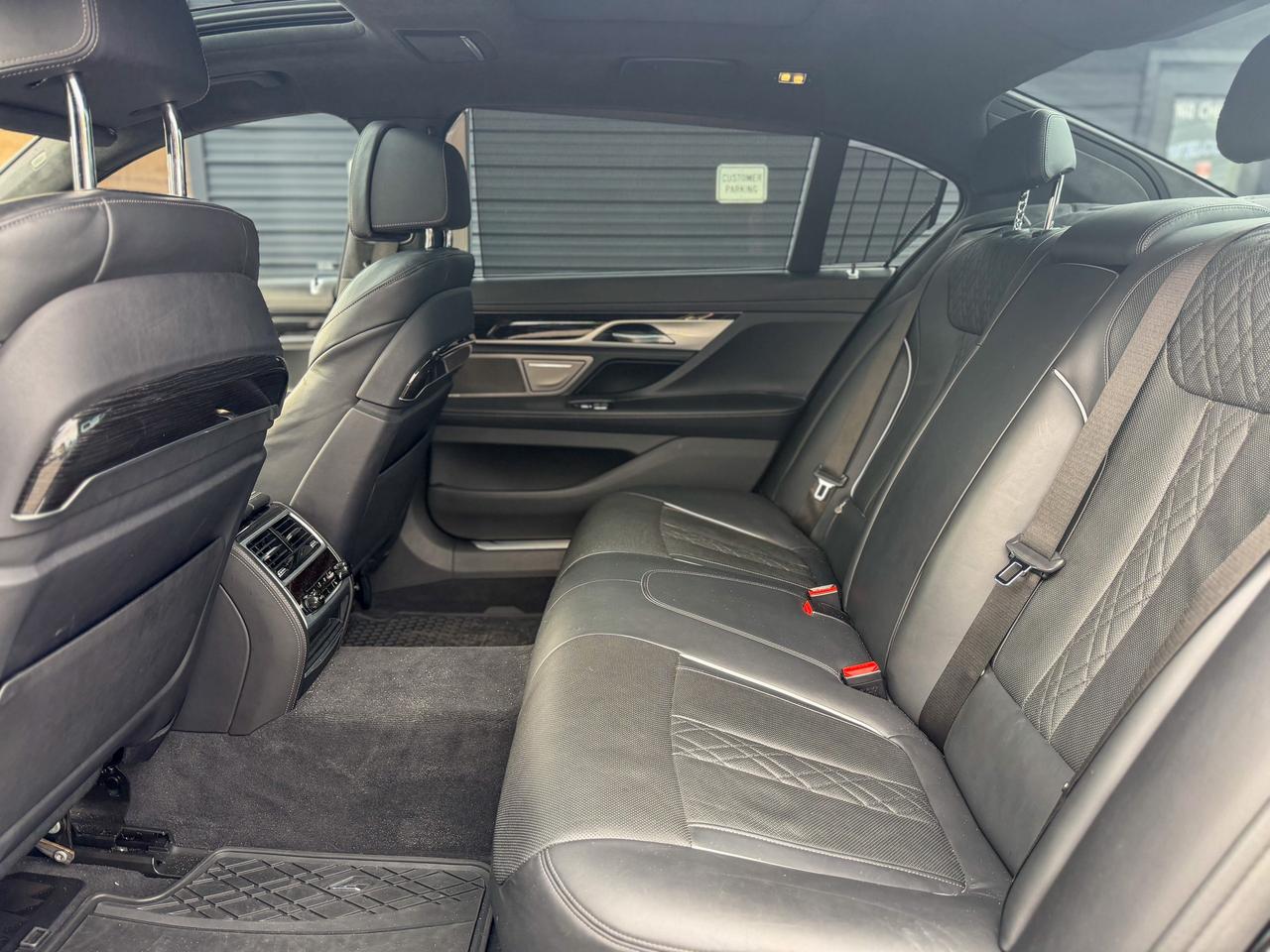 2019 BMW 7 Series xDrive Photo