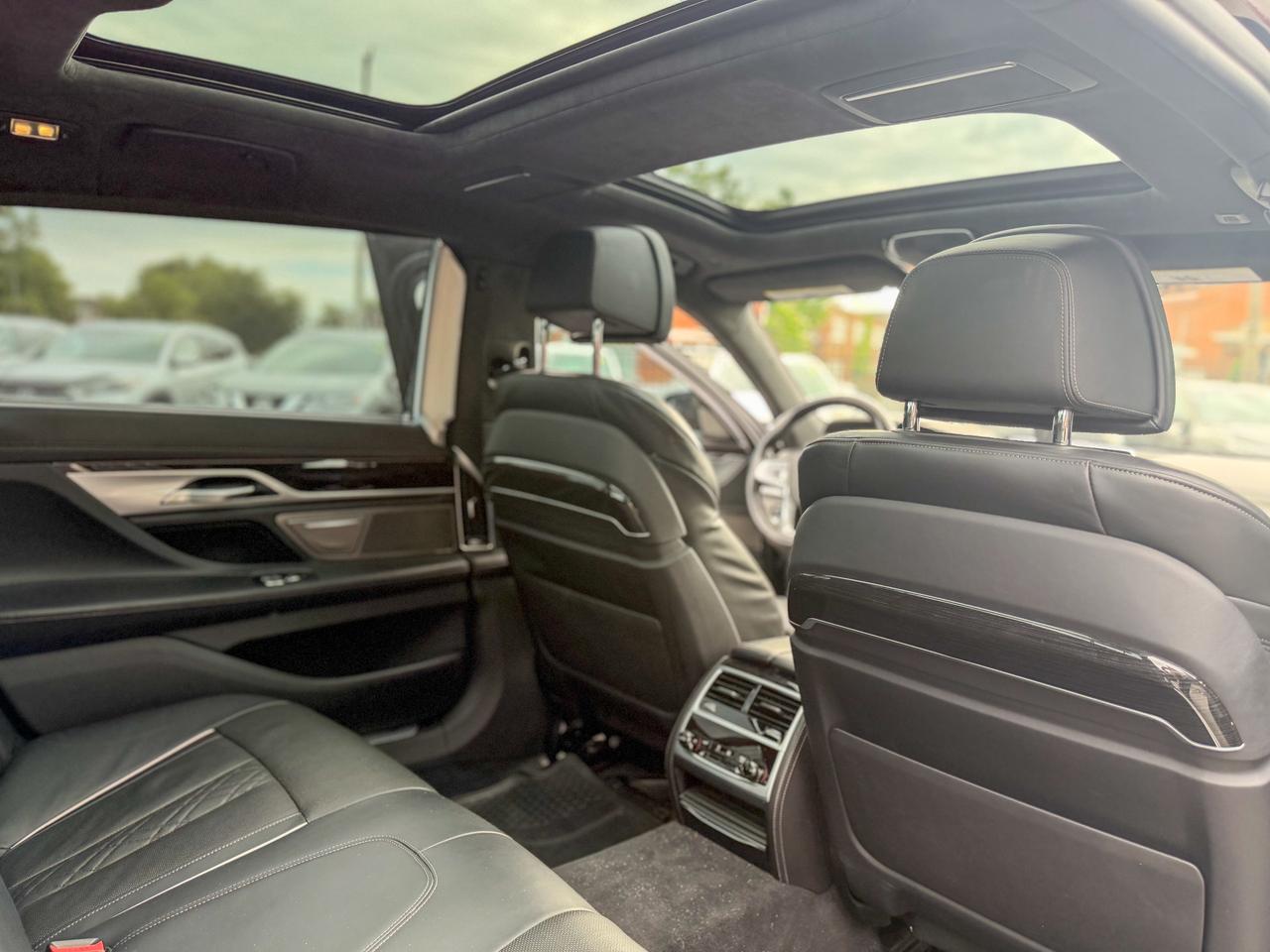 2019 BMW 7 Series xDrive Photo