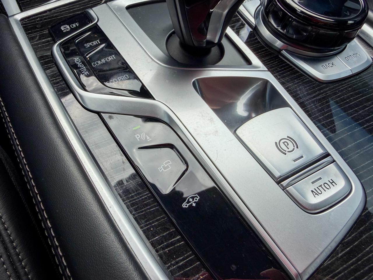 2019 BMW 7 Series xDrive Photo