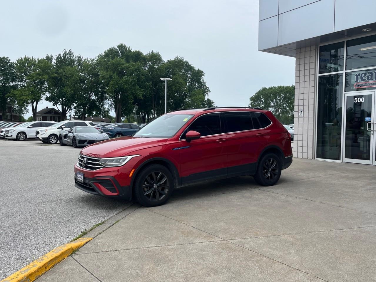 2022 Volkswagen Tiguan 4Motion Photo0