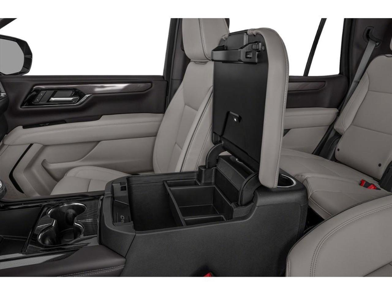 2026 GMC Yukon AT4 4dr 4x4 Photo